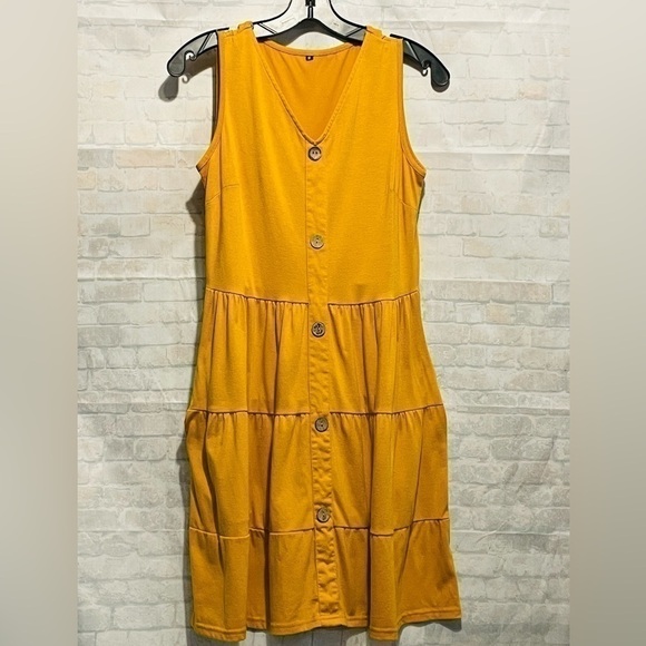 𝅺Marigold Tiered Spring Dress. No tags, Size Medium. Sleeveless. - Picture 1 of 10